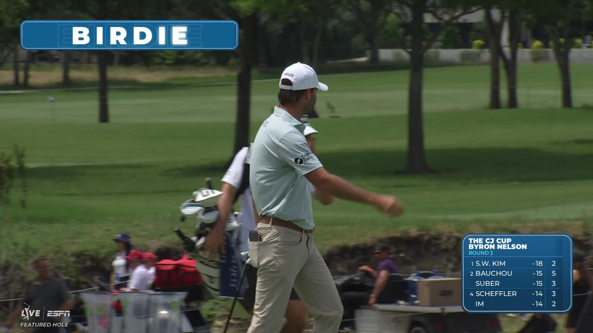 Austin Eckroat sinks 32-foot birdie putt on No. 14 at THE CJ CUP