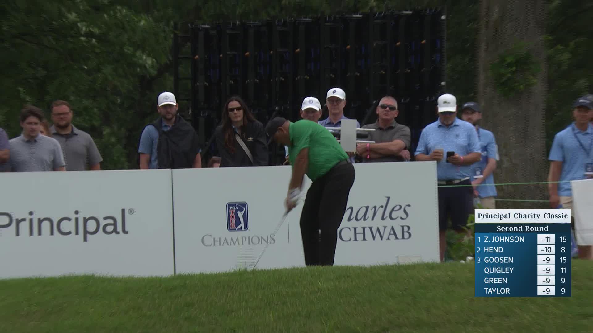 Ángel Cabrera makes birdie on No. 17 at Principal Charity Classic