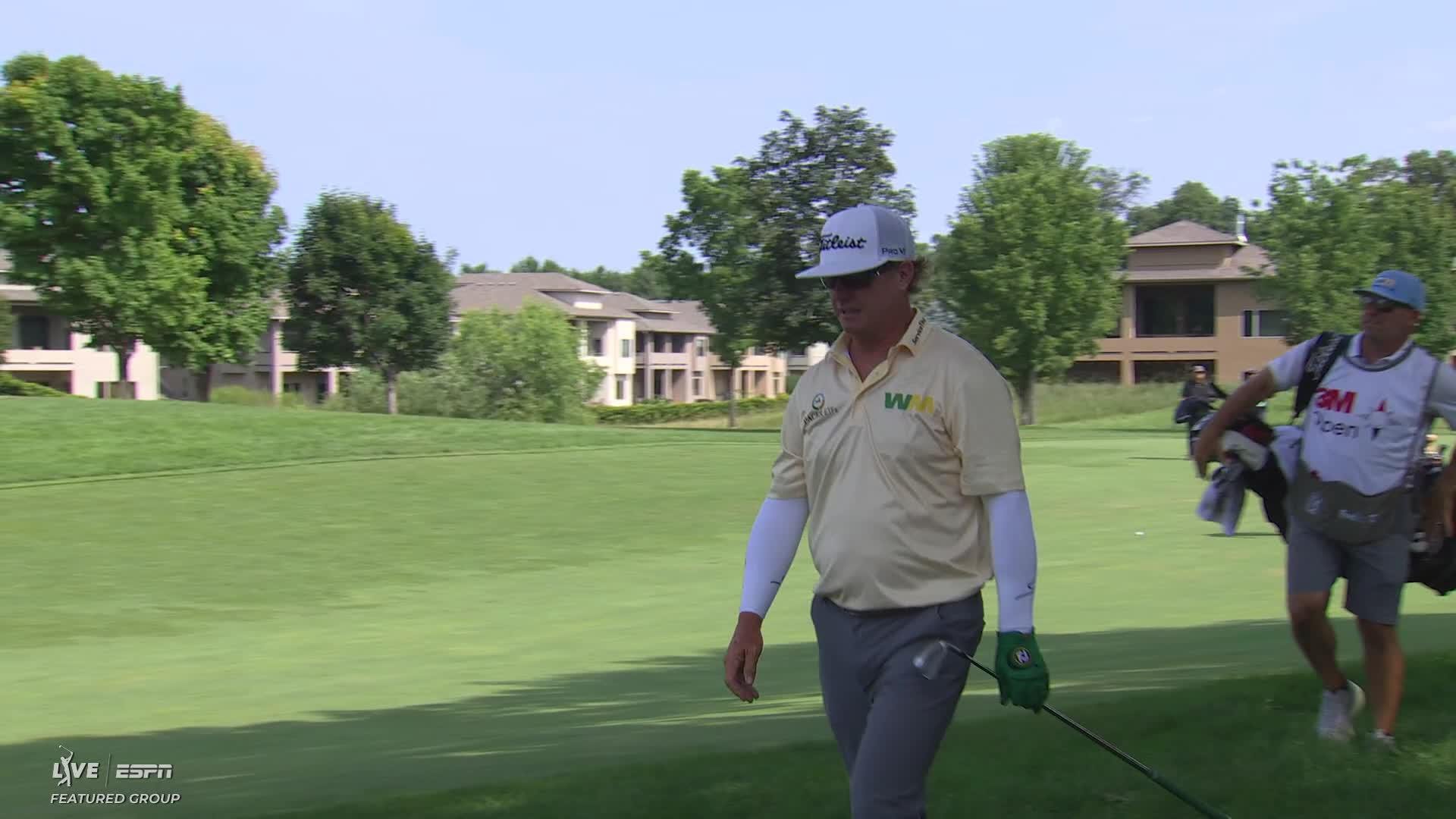 Charley Hoffman's 89-yard shot sets up birdie on No. 12 at 3M Open