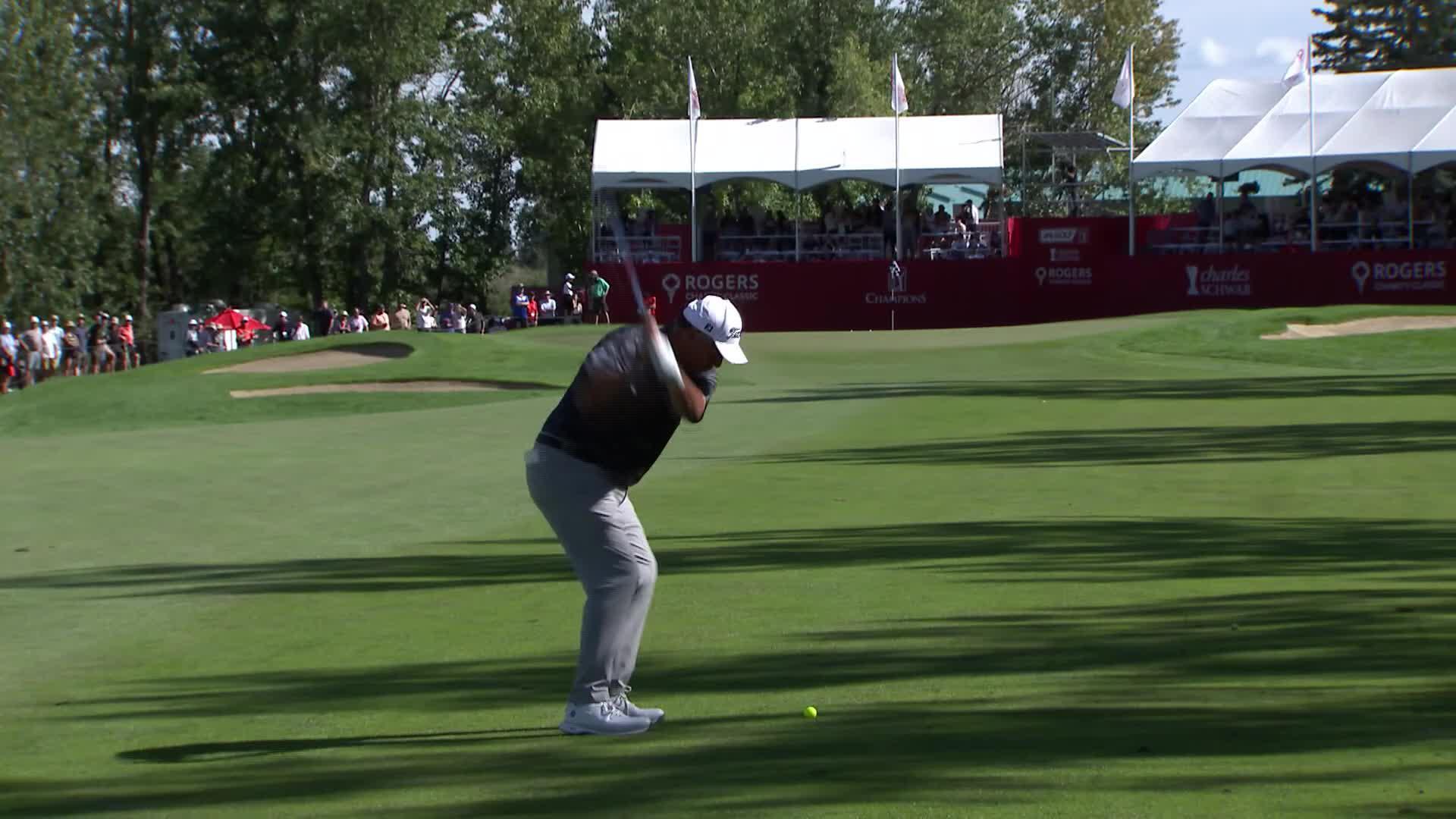 Ricardo Gonzalez makes birdie on No. 17 at Rogers Charity Classic
