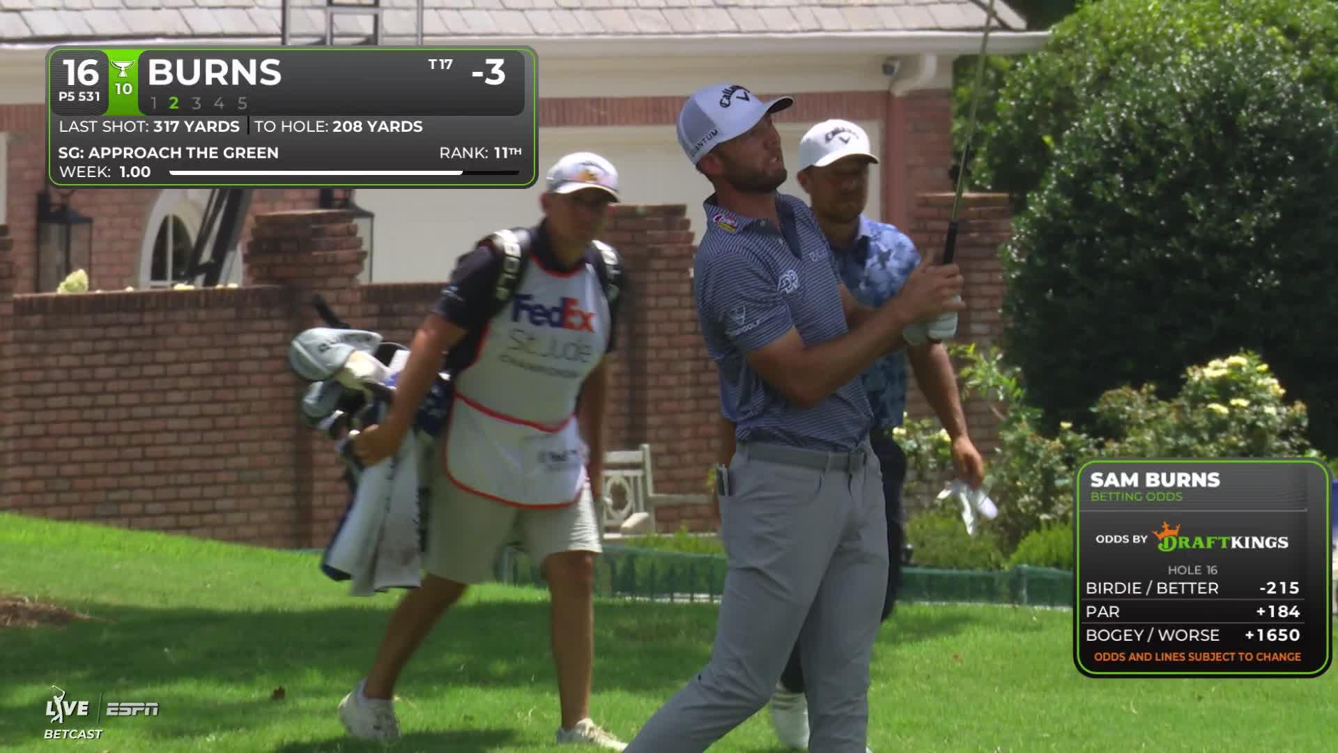 Sam Burns drains 11-foot birdie putt on No. 16 at FedEx St. Jude