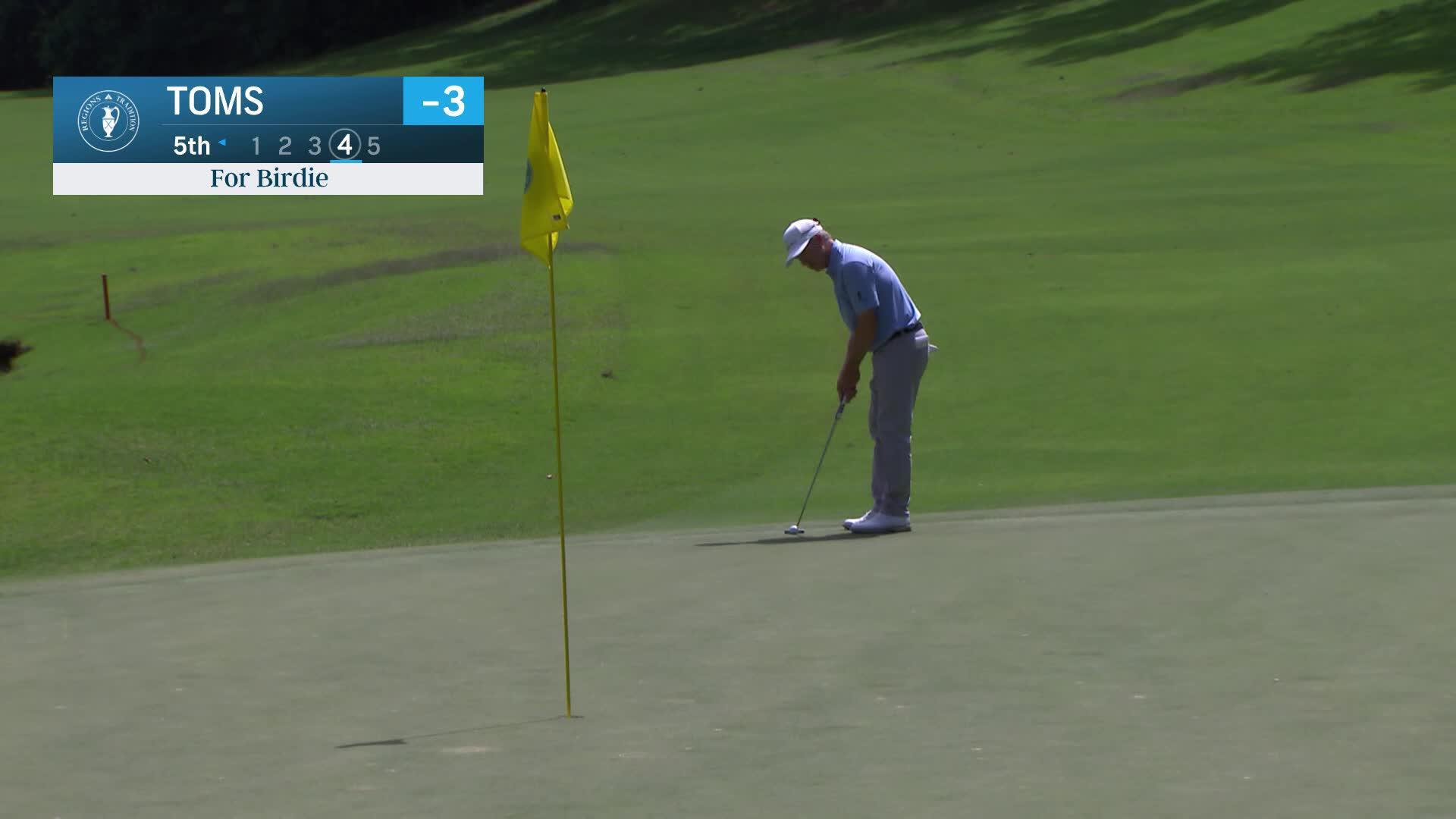 David Toms makes birdie putt on No. 5 at Regions Tradition