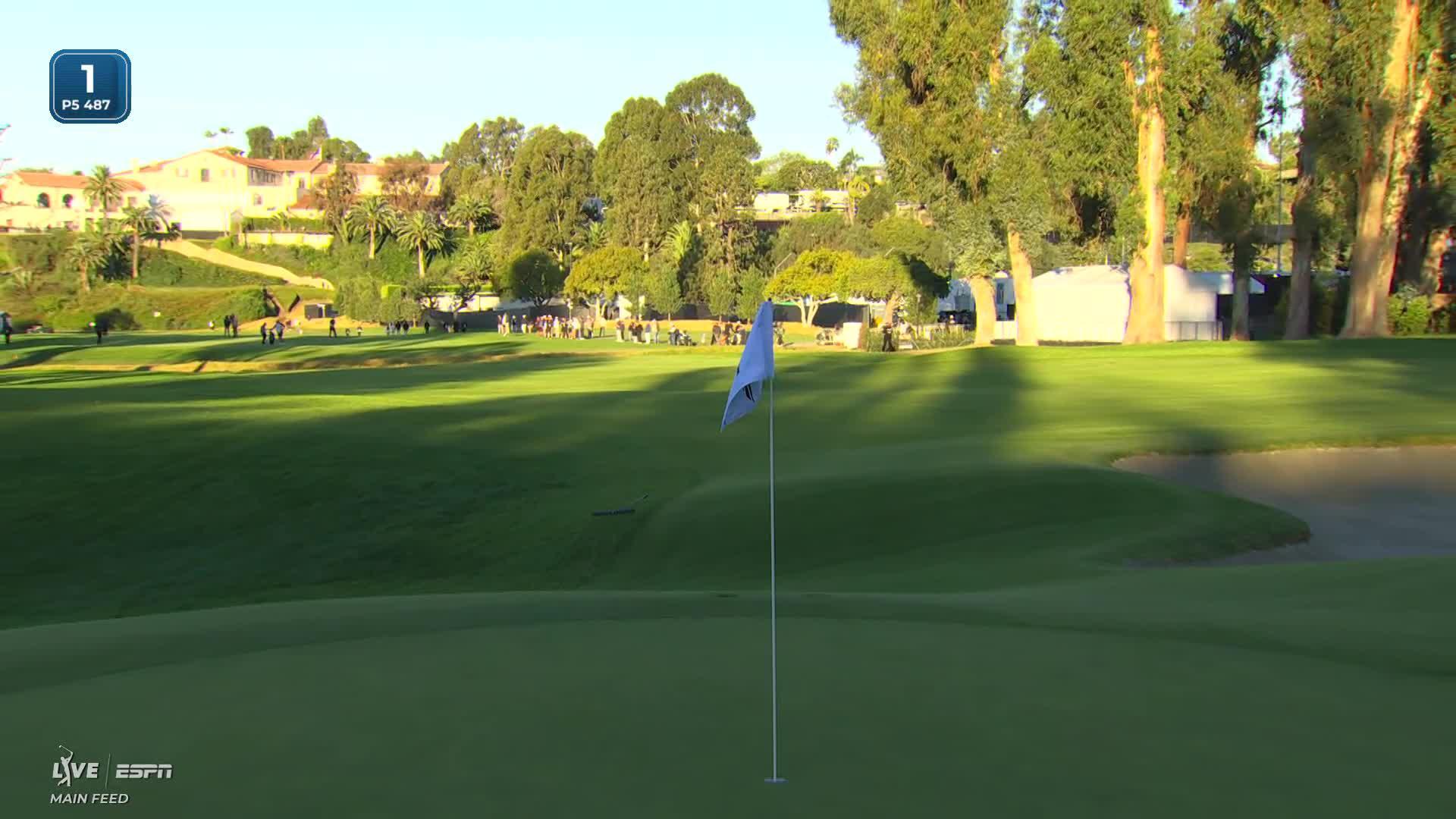 Matti Schmid holes 52-foot birdie putt from off green on No. 1 at The Genesis