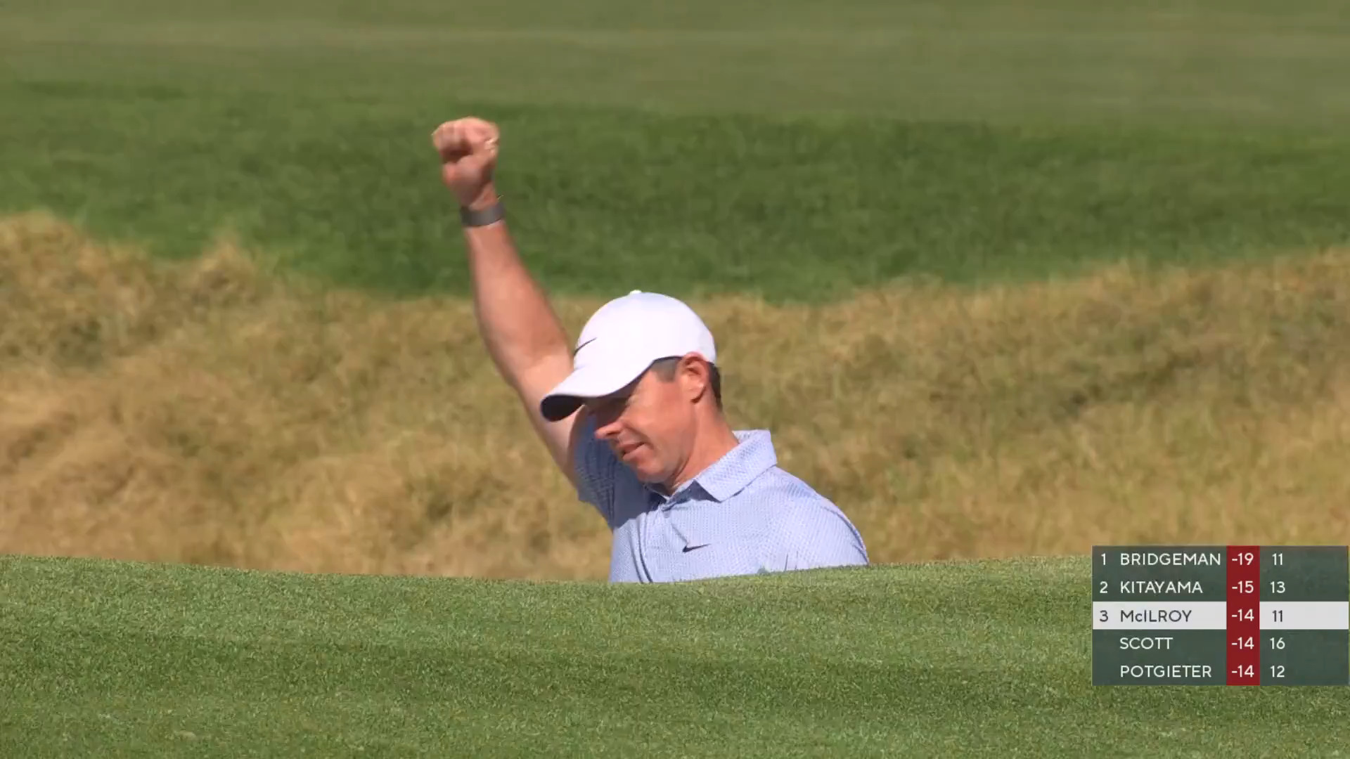 Rory McIlroy holes out for birdie from bunker on No. 12 at The Genesis