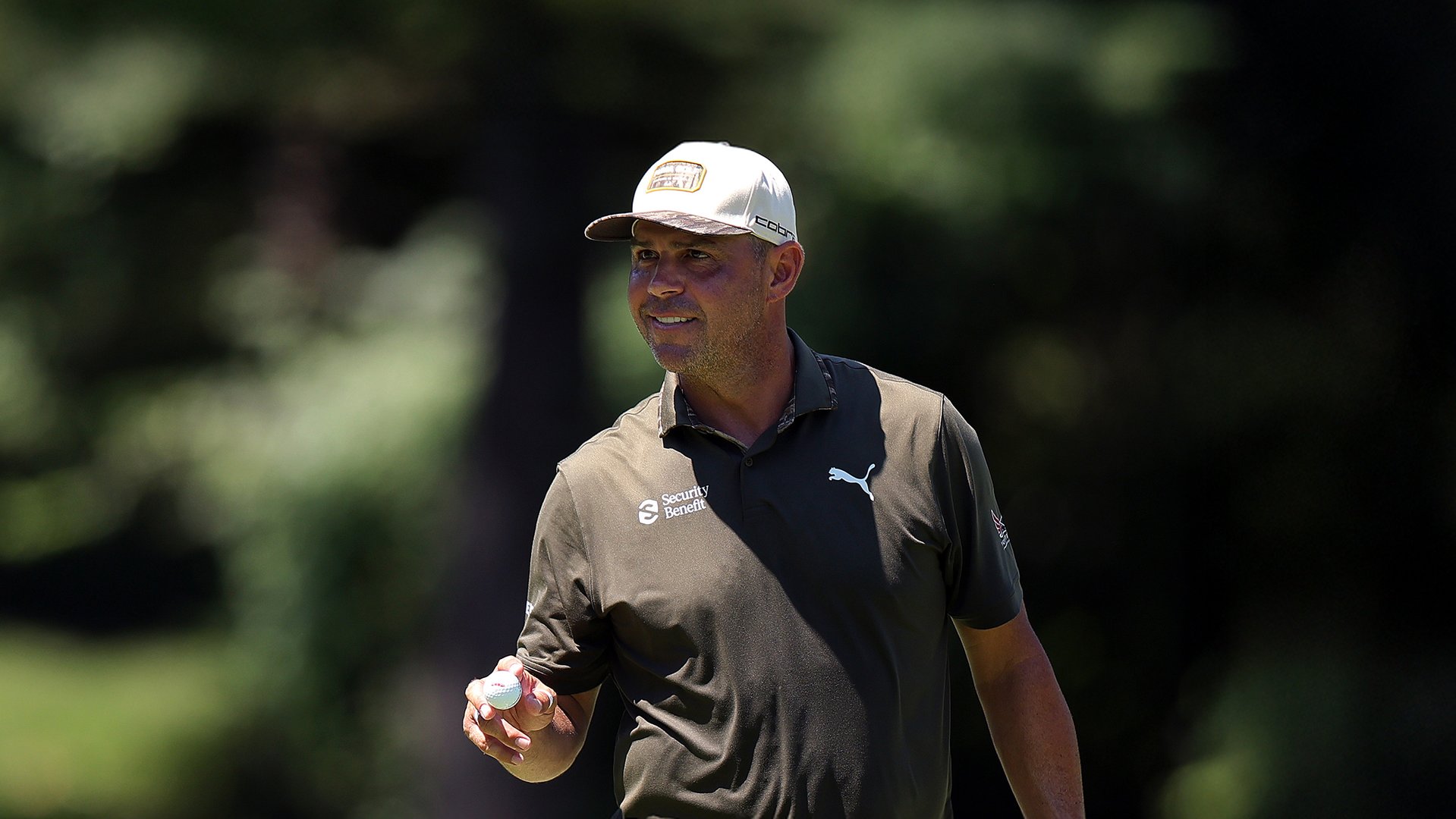 Gary Woodland's hole-out eagle leads Shots of the Week