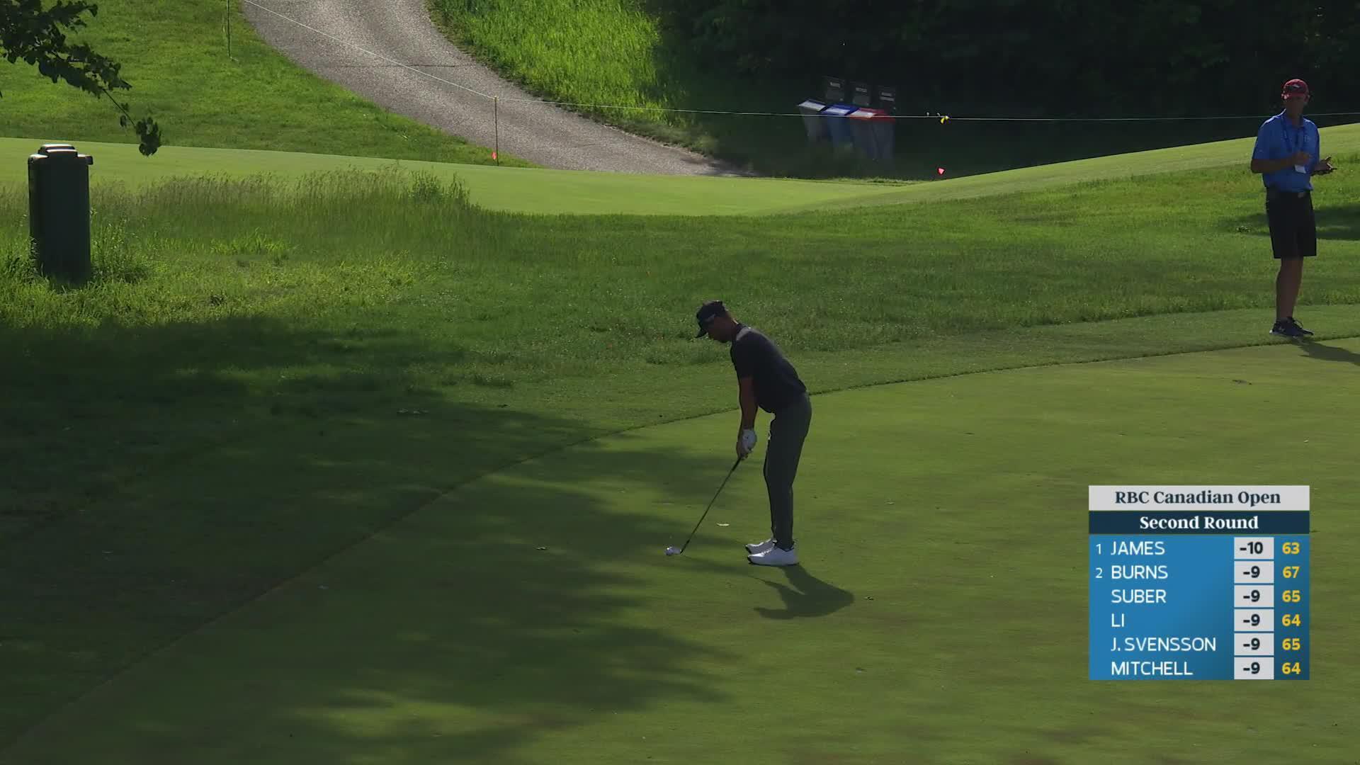 Adam Svensson gets up-and-down from 86 yards for birdie on No. 15 at RBC Canadian