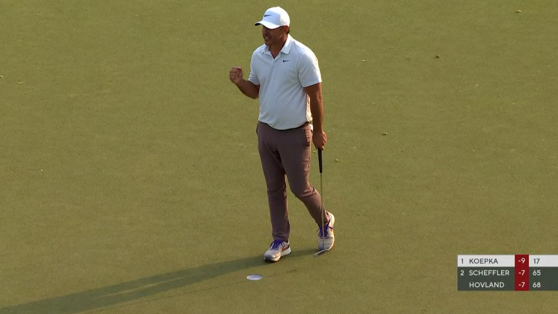 Brooks Koepka pars the last to win at the PGA Championship