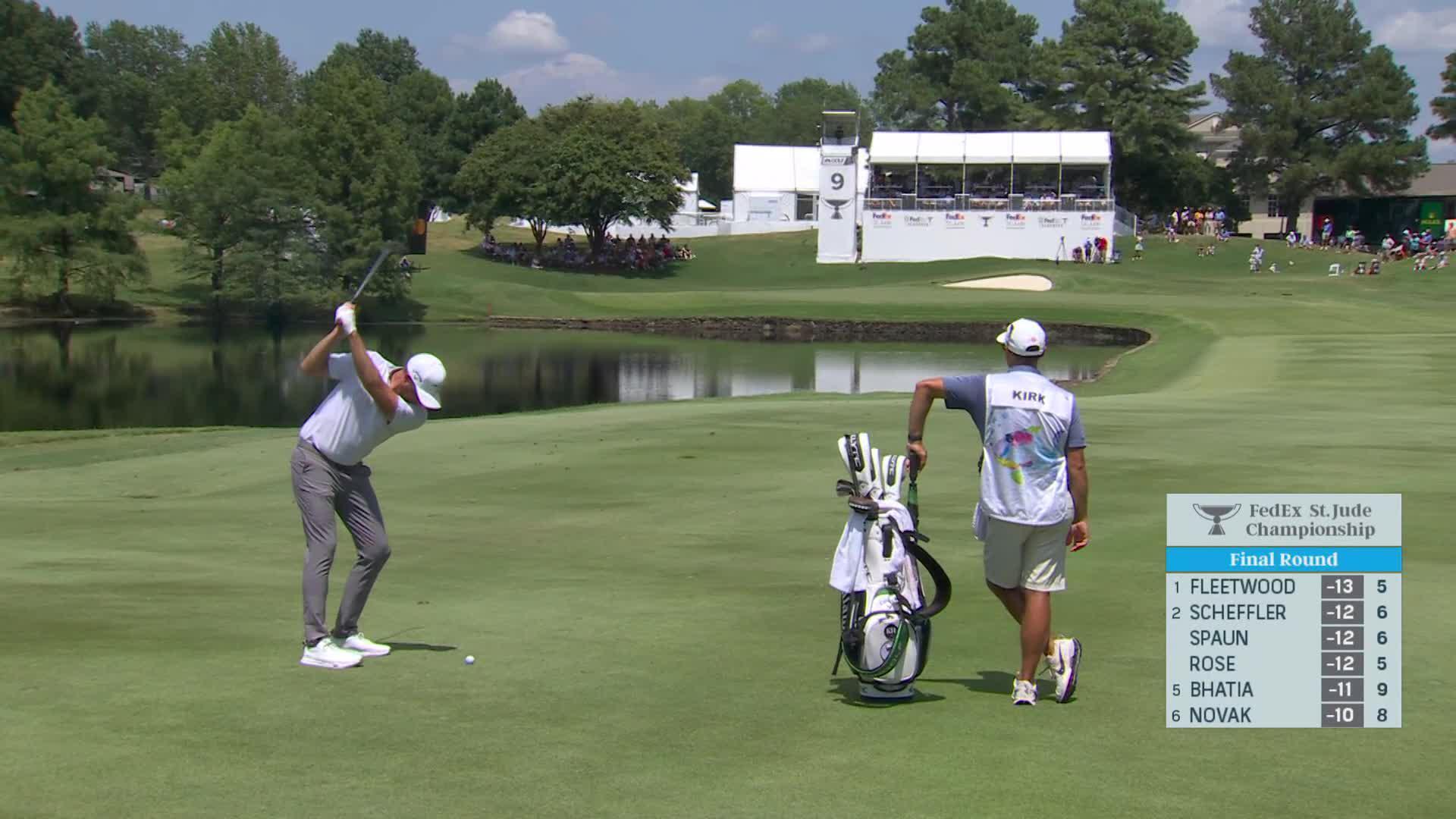 Chris Kirk sinks a 22-foot birdie putt on No. 9 at FedEx St. Jude