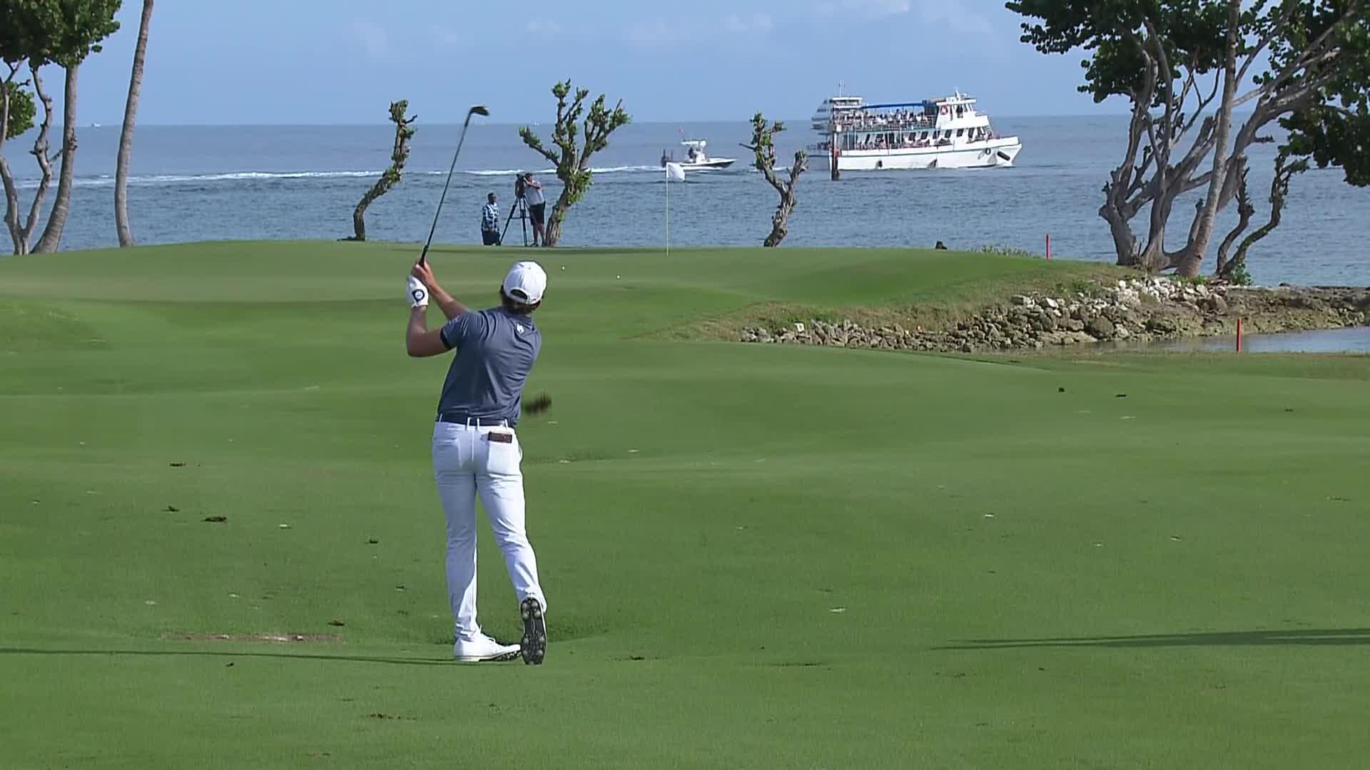 James Nicholas makes birdie on No. 13 at Bahamas Classic Atlantis