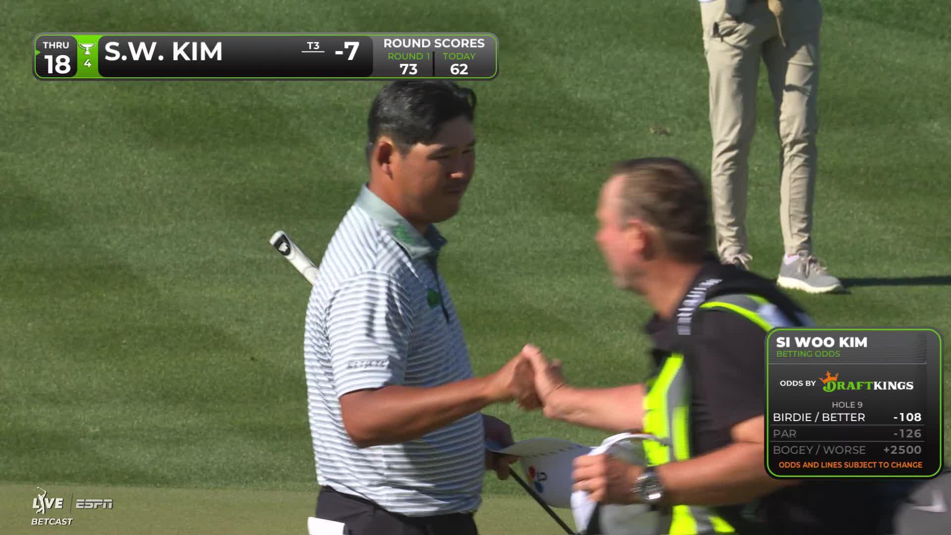 Si Woo Kim rolls in 8-foot birdie putt on No. 9 at WM Phoenix Open