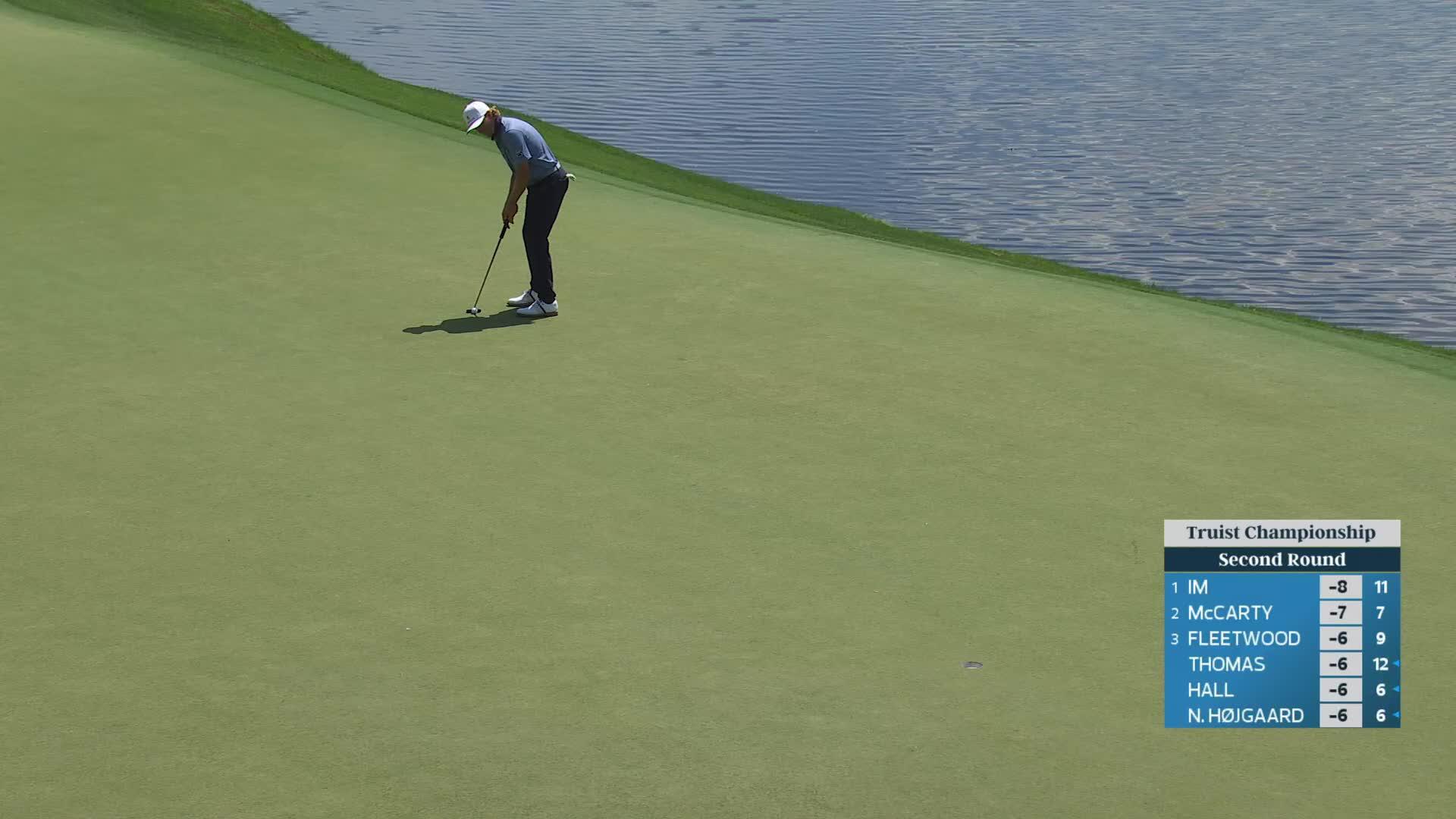 Austin Smotherman sinks 30-foot putt for eagle on No. 14 at Truist Championship