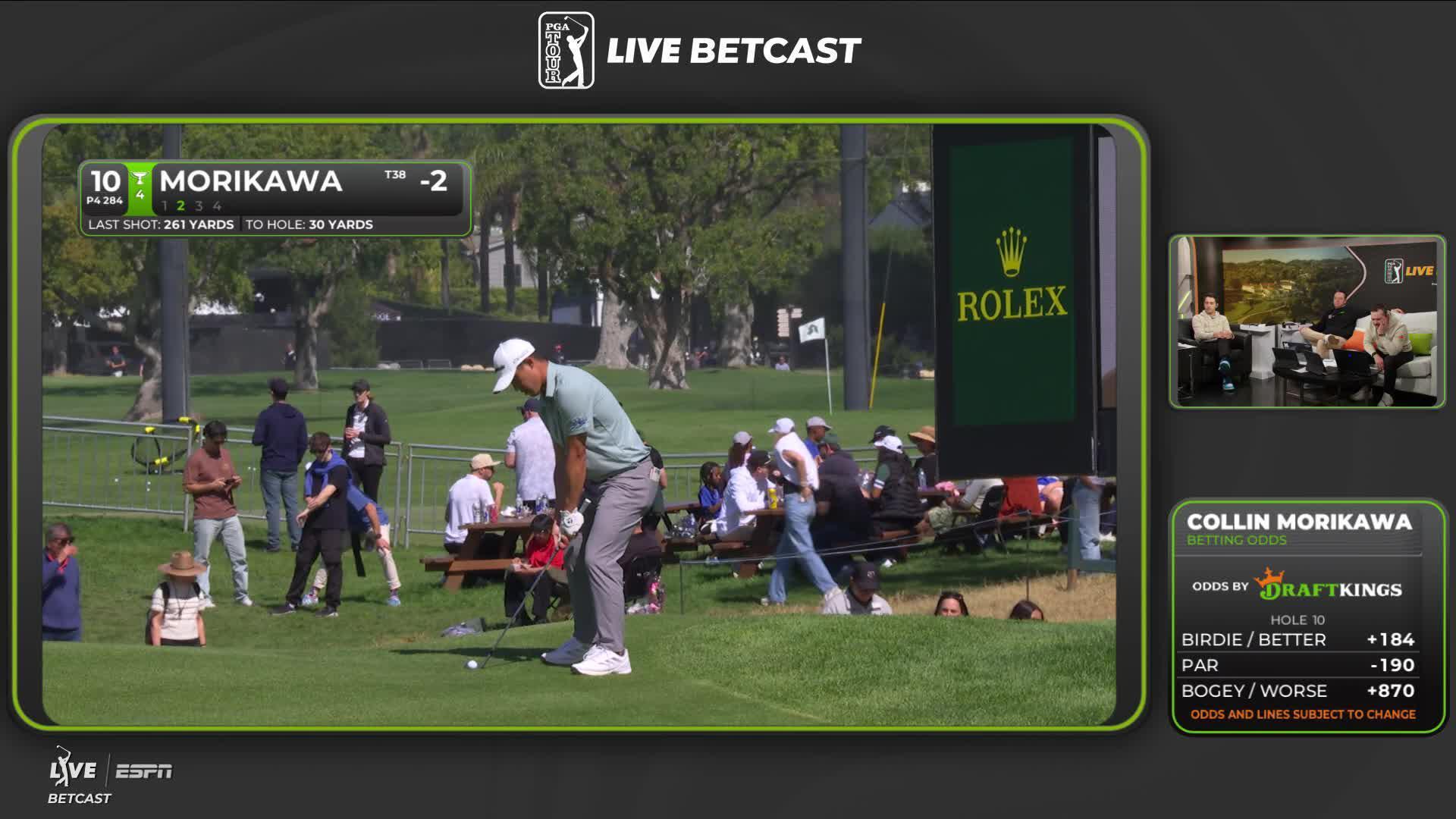 Collin Morikawa sinks 17-foot birdie putt on No. 10 at The Genesis