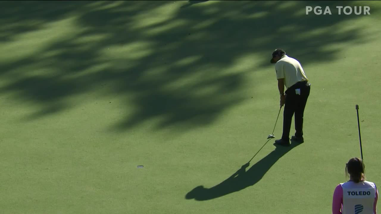 Esteban Toledo sinks birdie putt at Dominion Energy