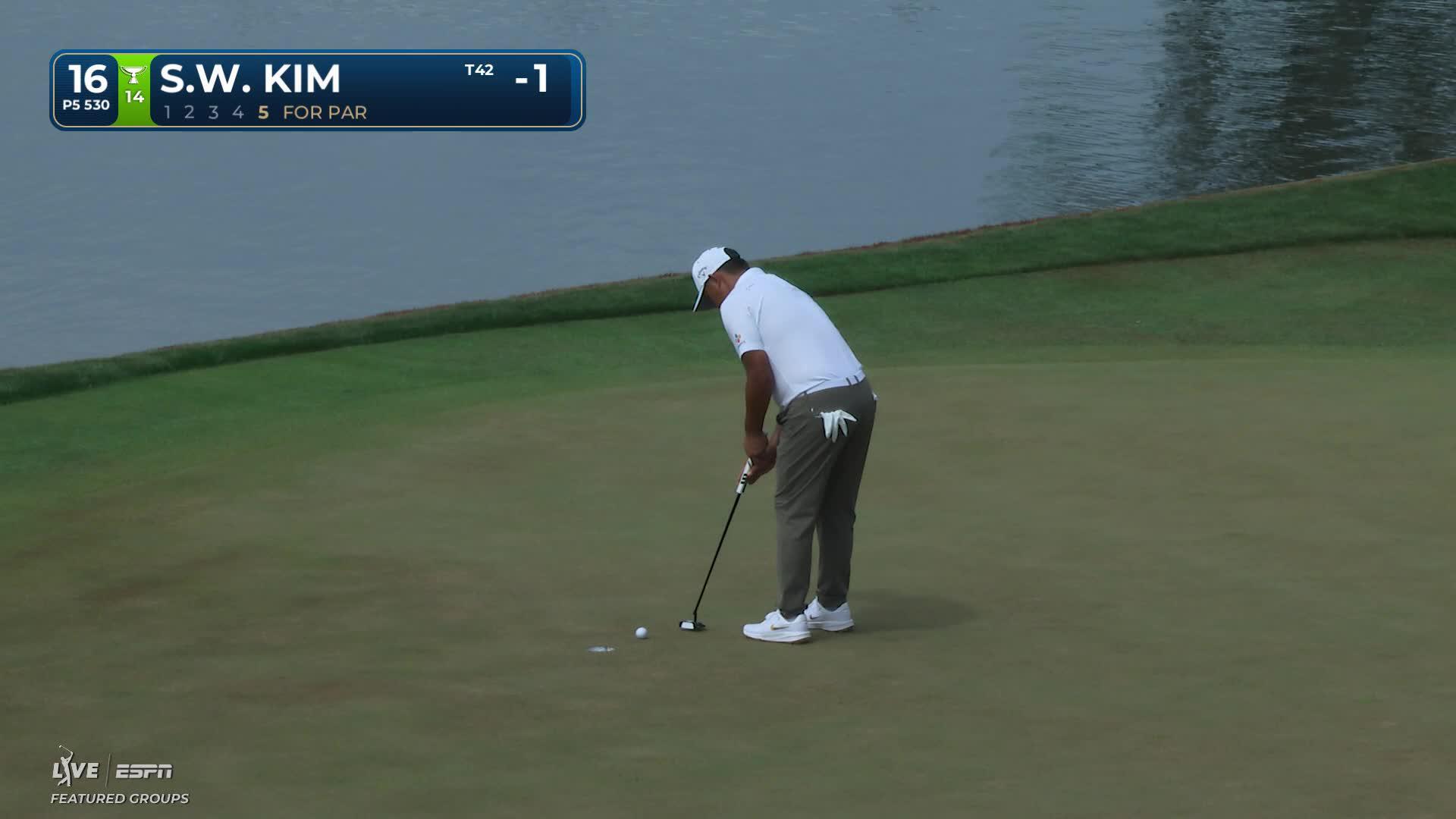 Si Woo Kim sinks 2-foot birdie putt on No. 16 at THE PLAYERS