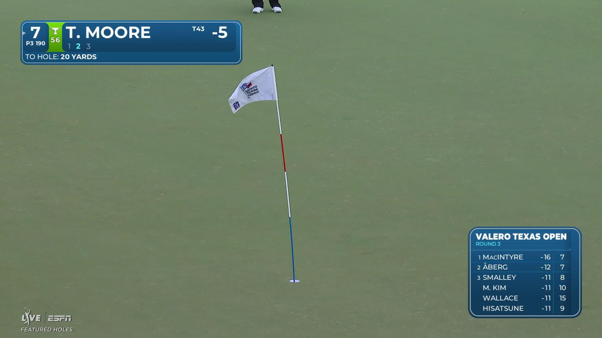 Taylor Moore drains 60-foot birdie putt on No. 7 at Valero