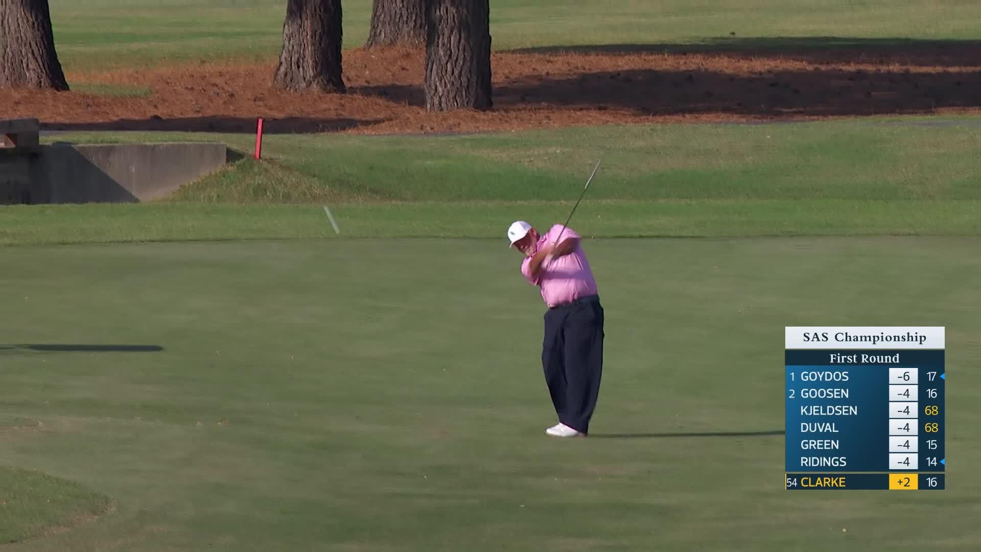Darren Clarke makes eagle putt on No. 17 at SAS Championship