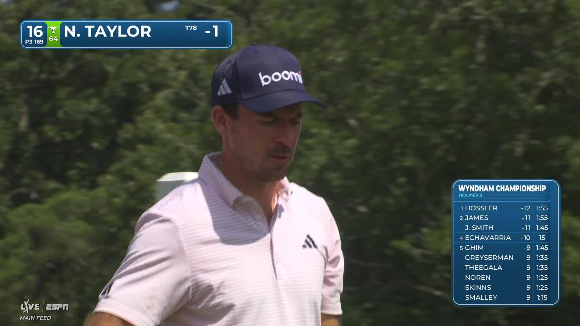 Nick Taylor sinks 15-foot putt for birdie on No. 16 at Wyndham