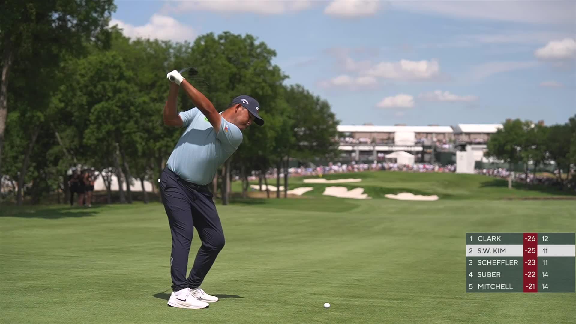 Si Woo Kim sinks 5-foot putt for birdie on No. 12 at THE CJ CUP