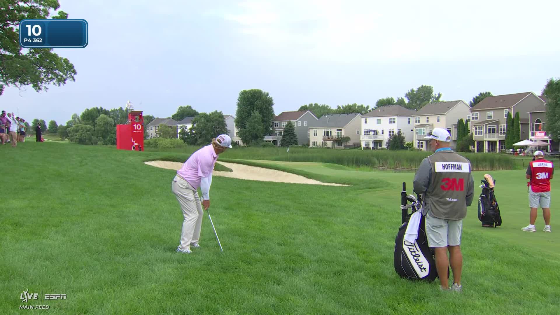Charley Hoffman gets up-and-down from 91 yards for birdie on No. 10 at 3M Open