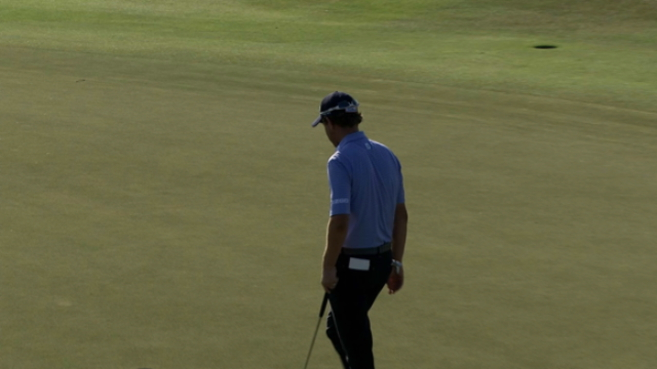 Bryce Molder rolls in his 13-footer at The RSM Classic