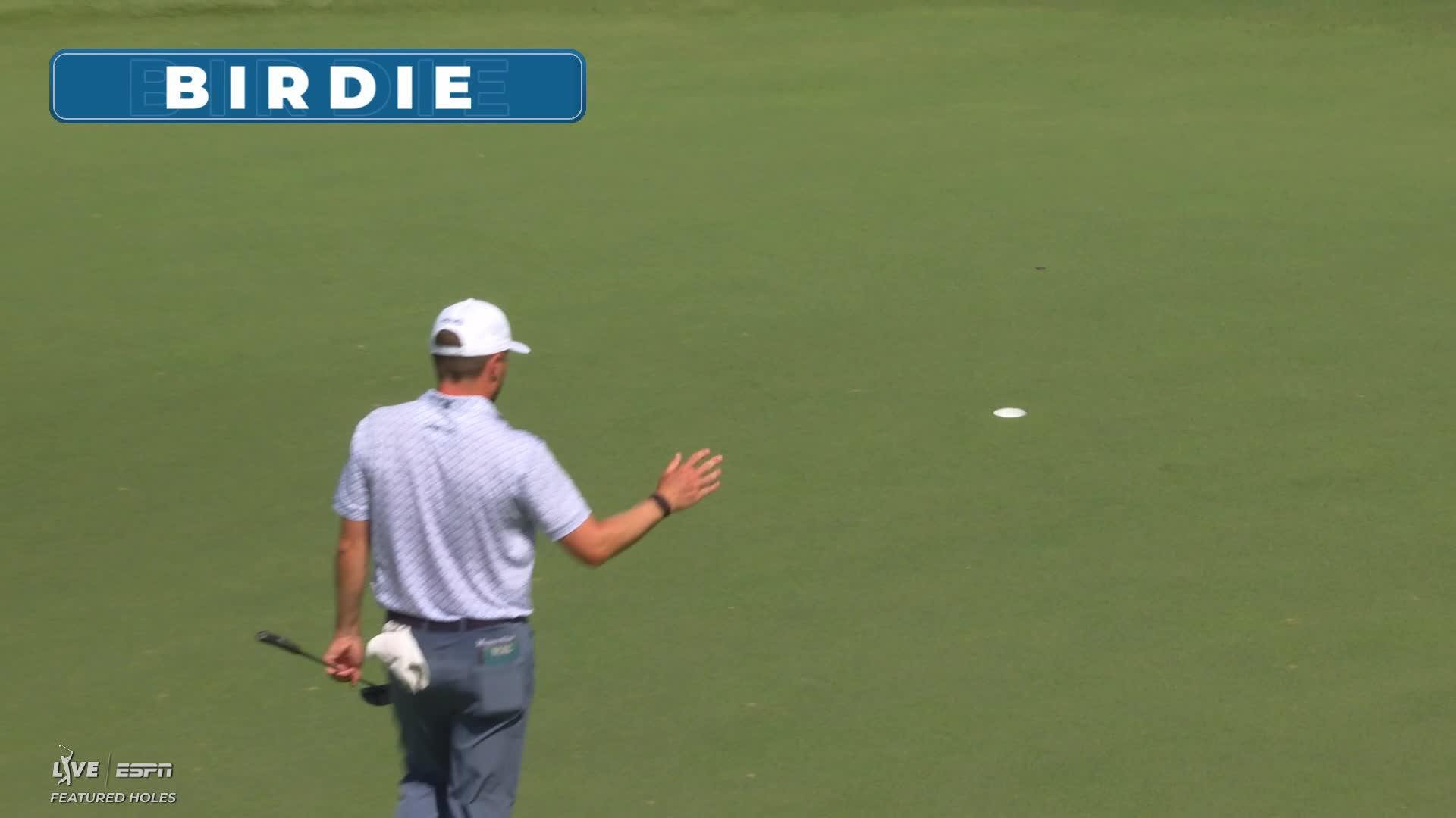 Mackenzie Hughes sinks 33-foot birdie putt on No. 16 at Wyndham