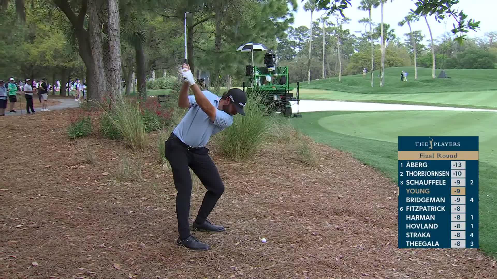 Cameron Young hits 128-yard approach to 15 feet, sets up birdie on No. 1 at THE PLAYERS