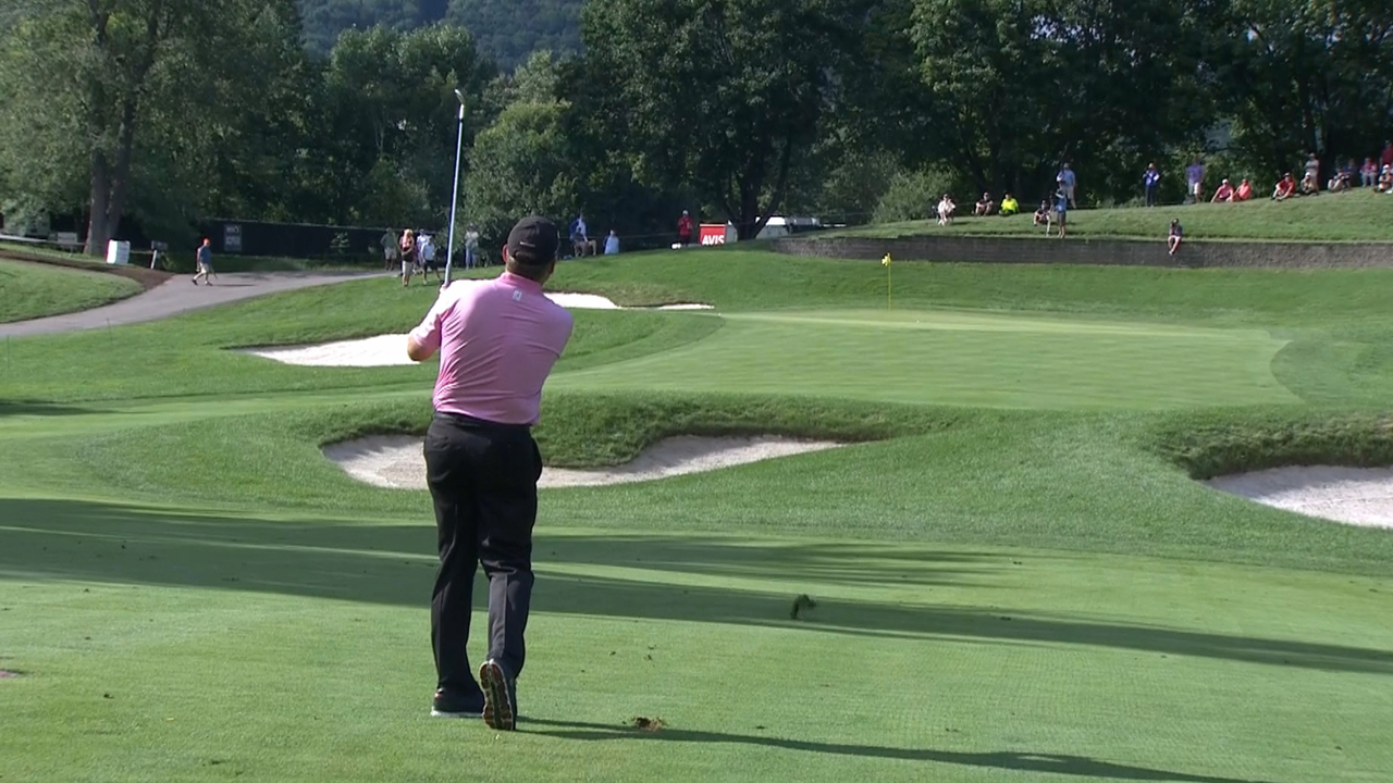 Michael Bradley leads by two strokes at DICK'S Sporting Goods