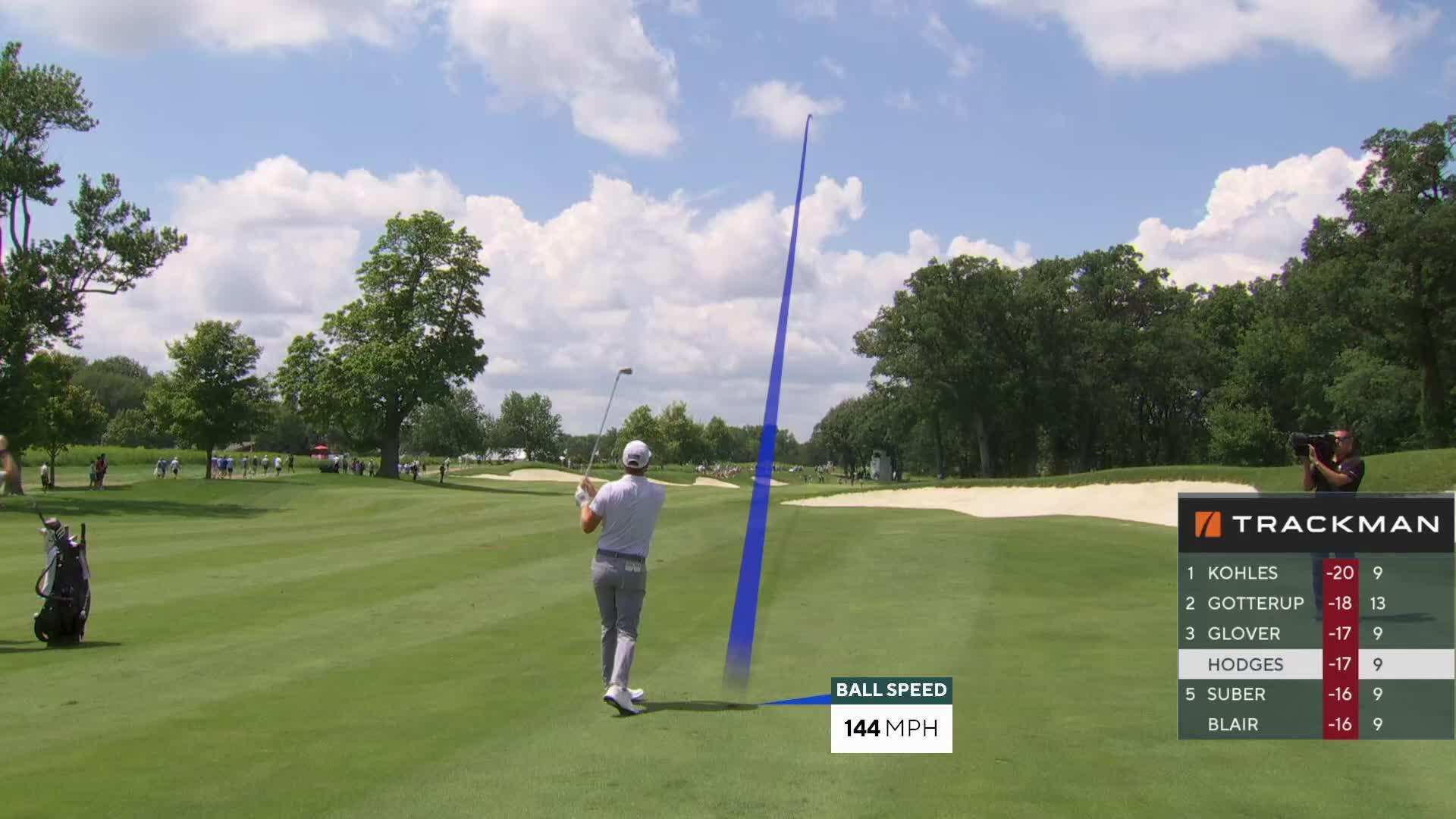 Lee Hodges's 83-yard approach sets up birdie on No. 10 at John Deere