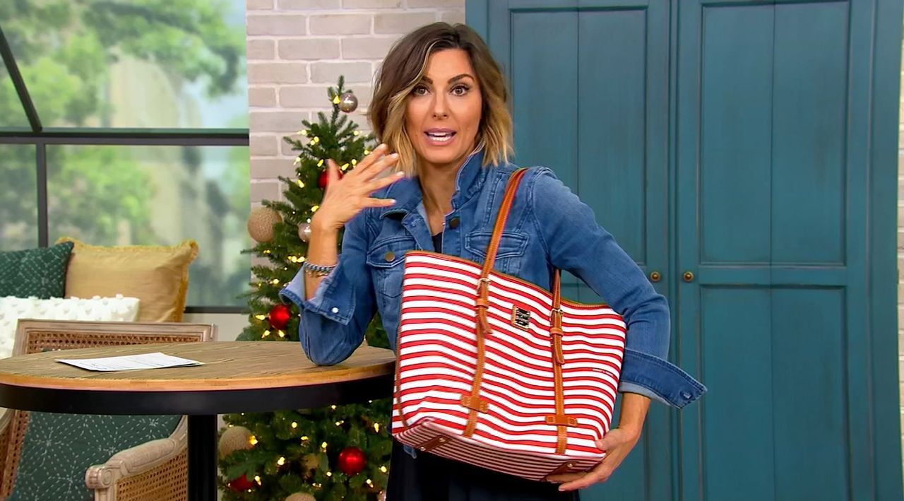 10 top-rated Dooney and Bourke purses to buy at QVC - Reviewed