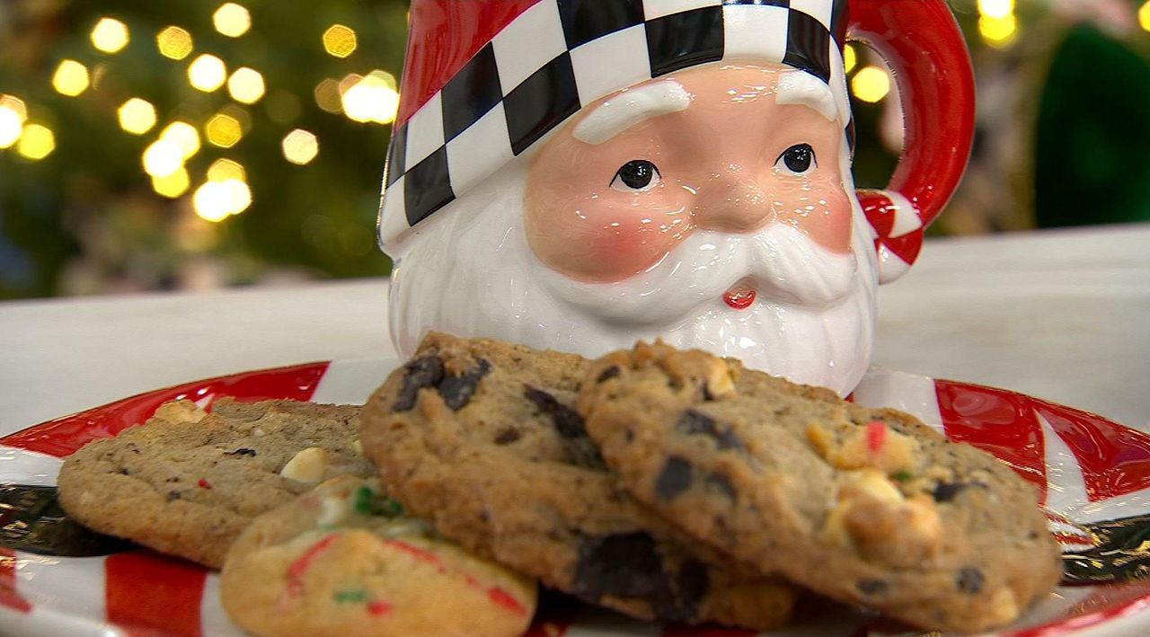 McKenzie-Childs クリスマス トレー、ご飯茶碗 MacKenzie-Childs クリスマス トレー、ご飯茶碗 皿・プレート