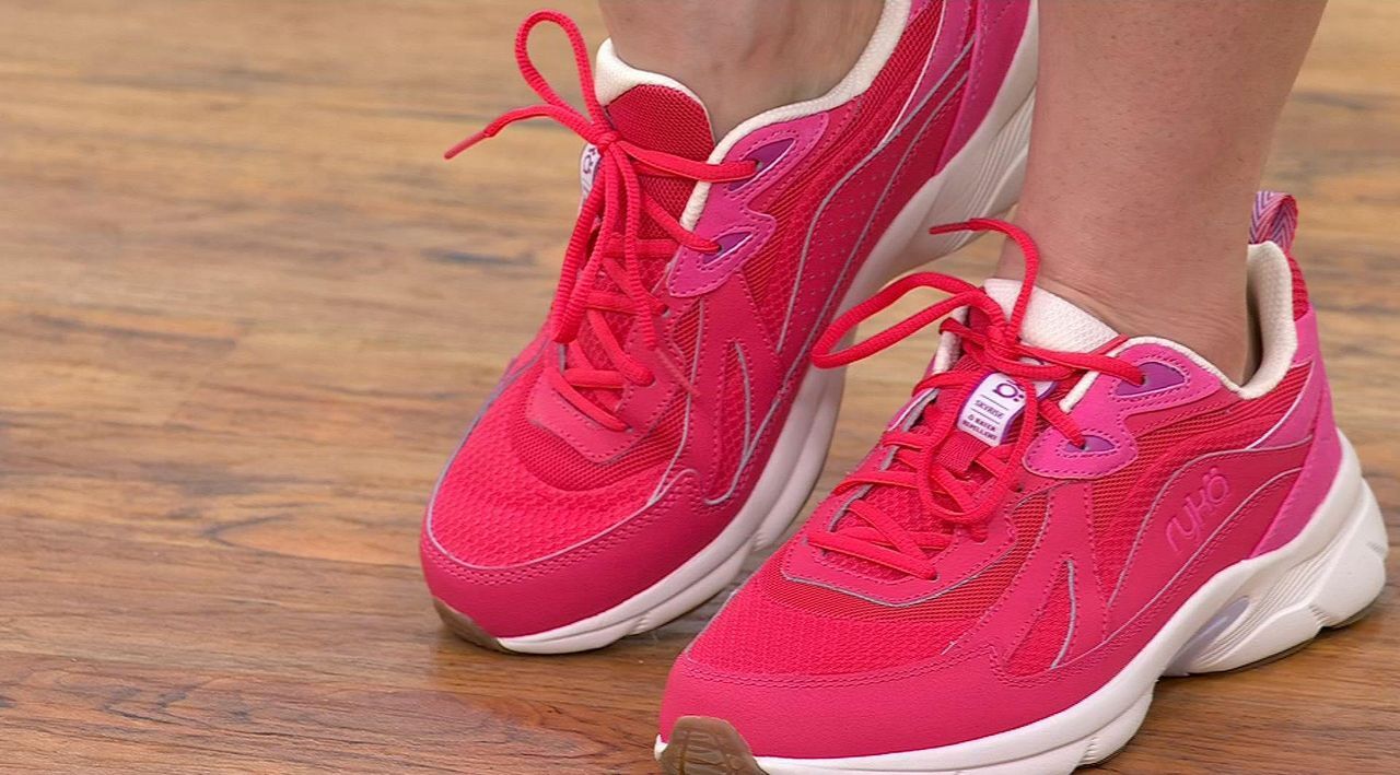 「新品未使用」ryka シューズ 赤&レパード　23センチ Ryka Water-Repellent Lace-Up Walking Sneaker - Skyrise - QVC.com
