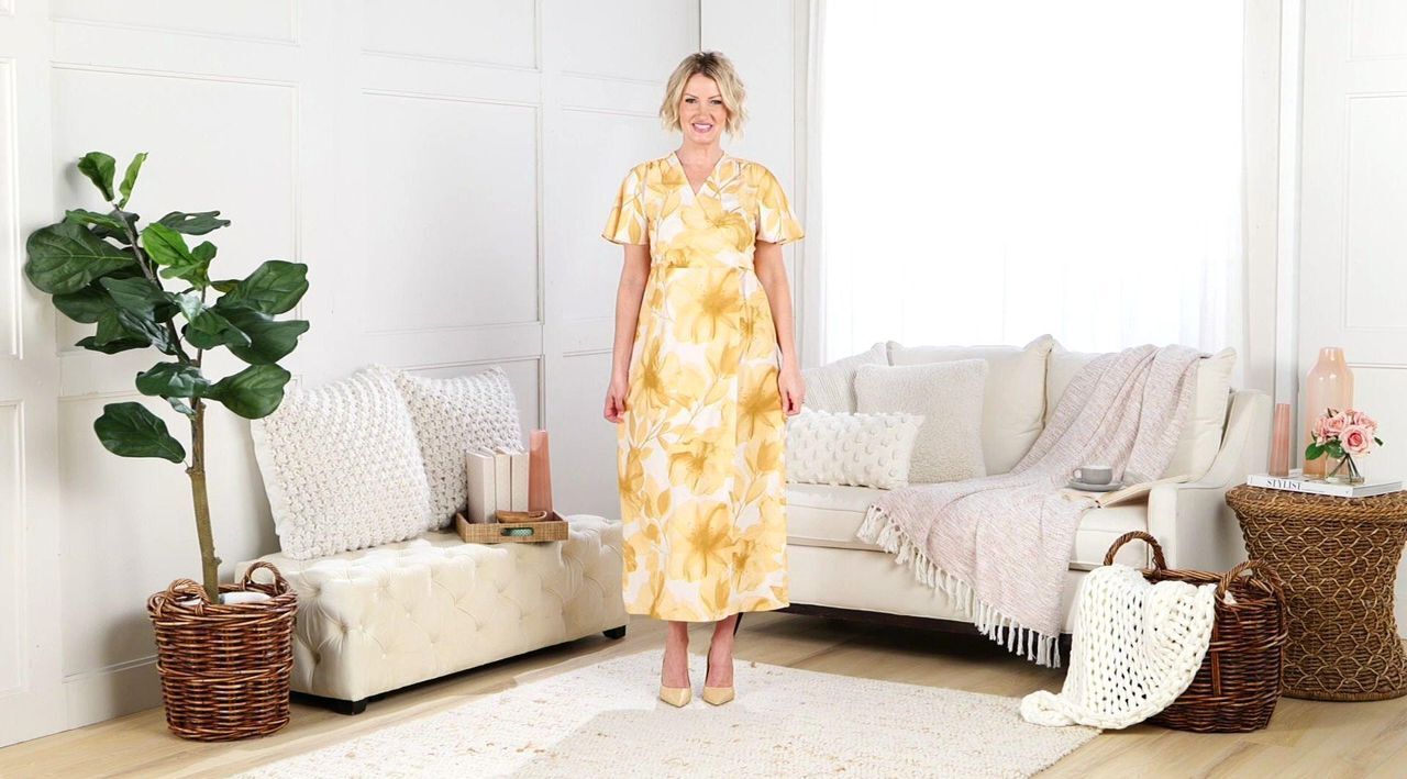 Me by Jennie Garth Camellia Printed Faux Wrap Dress - QVC.com