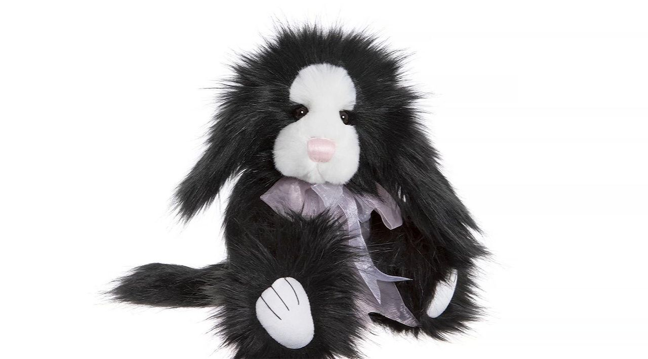 CHARLIE BEARS 犬 ぬいぐるみ Charlie Bears Wellingtons Puppy Dog - Terrier - TheHolidayBarn.com