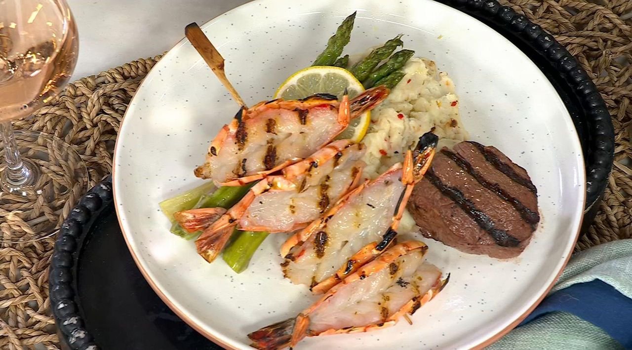 大蝦 Egg Harbor 64ct Butterflied Jumbo Tiger Shrimp on Grill Skewers
