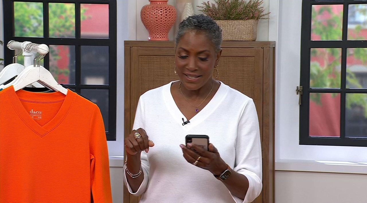 Denim & Co. Essentials Waffle Knit 3/4 Sleeve V-Neck Top - QVC.com