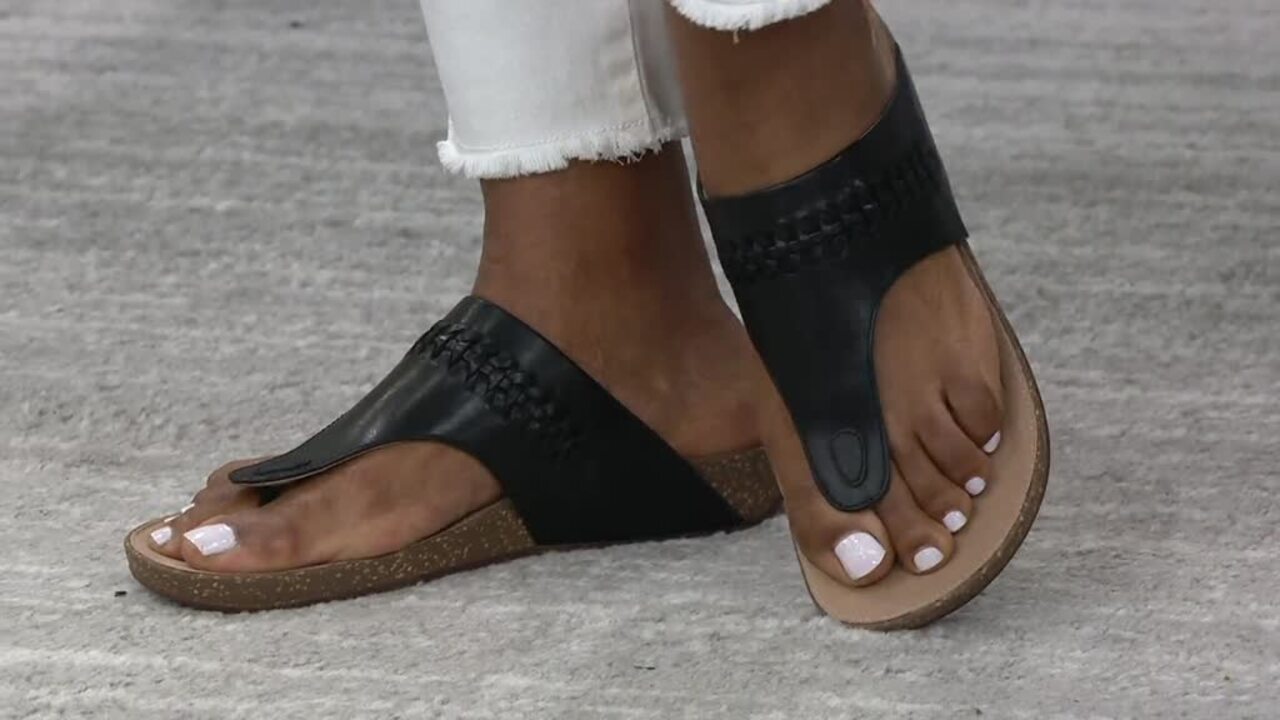 clark leather thong sandals