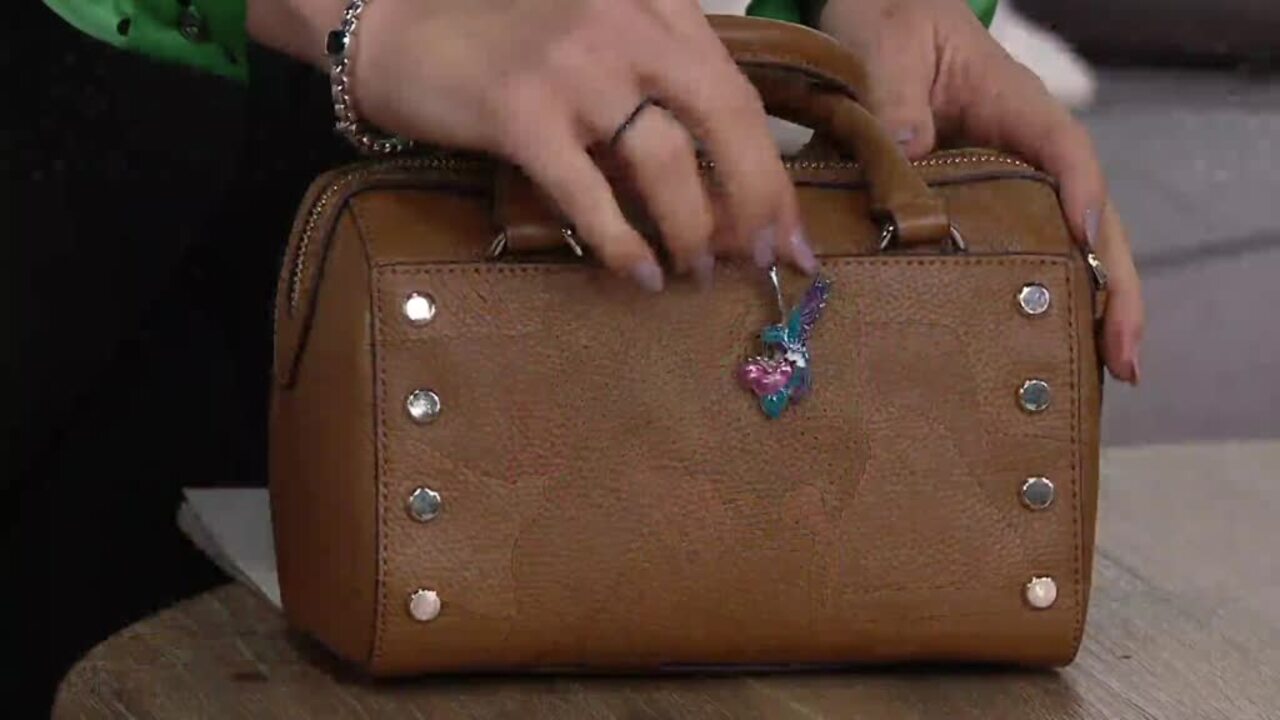 You Won't Lose Your Keys in Your Purse Again with the Finders Key Purse