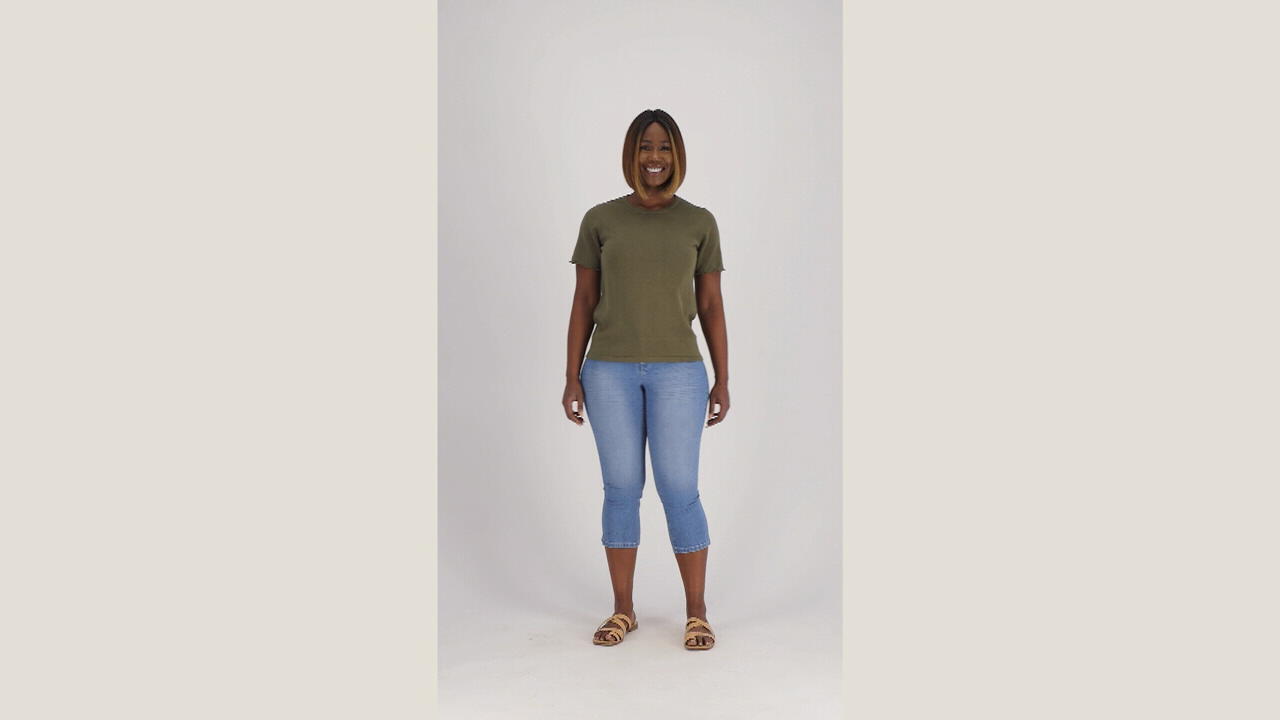 Laurie Felt Silky Denim Capri Jeans 