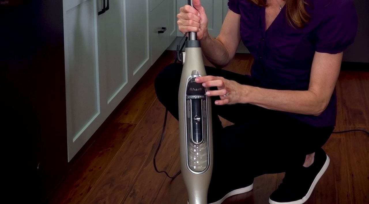 Shark S7005 Steam and Scrub All-in-One Steam Mop
