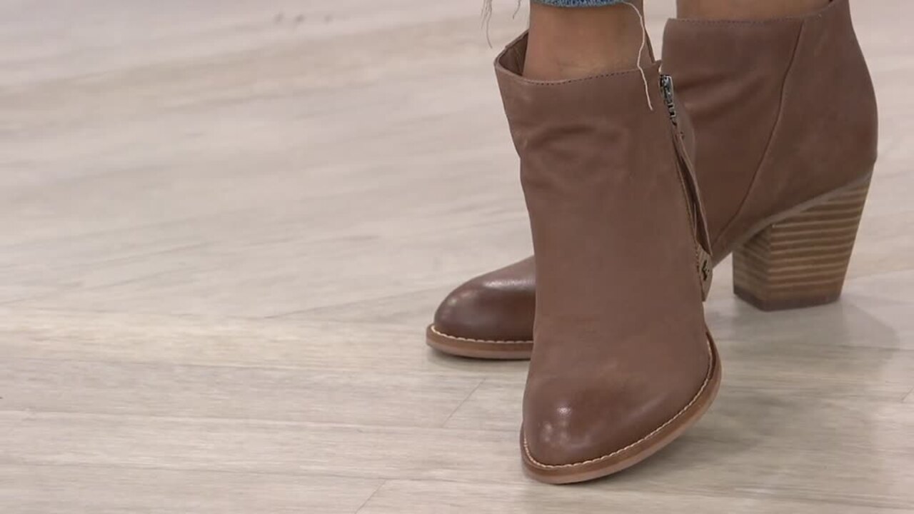 sam edelman tan suede booties