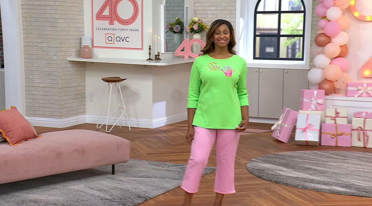Quacker Factory Secret Garden Waffle Knit 3/4 Sleeve Top - QVC.com
