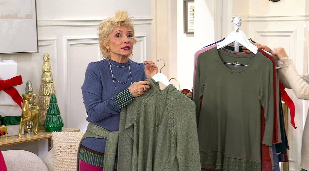 LOGO Layers by Lori Goldstein Regular 3/4 Sleeve Mesh Hem Top