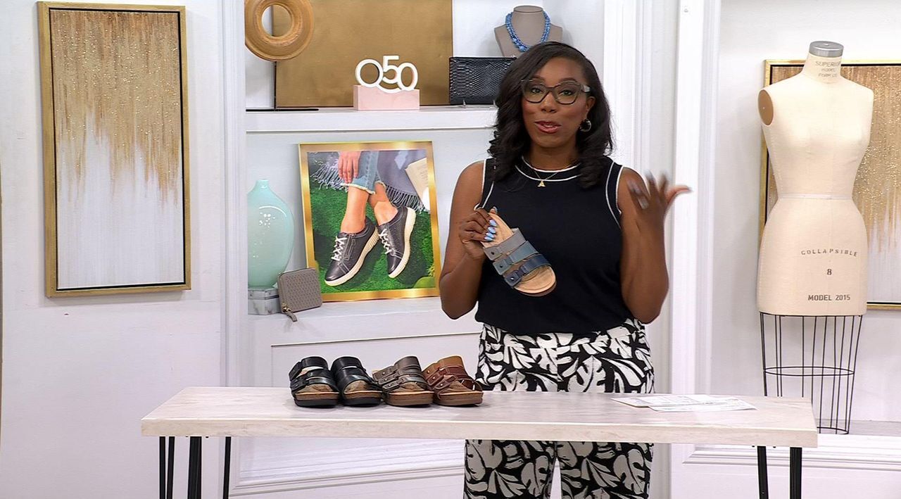 Clarks Collection Leather Slide Sandals - Calenne Lily - QVC.com
