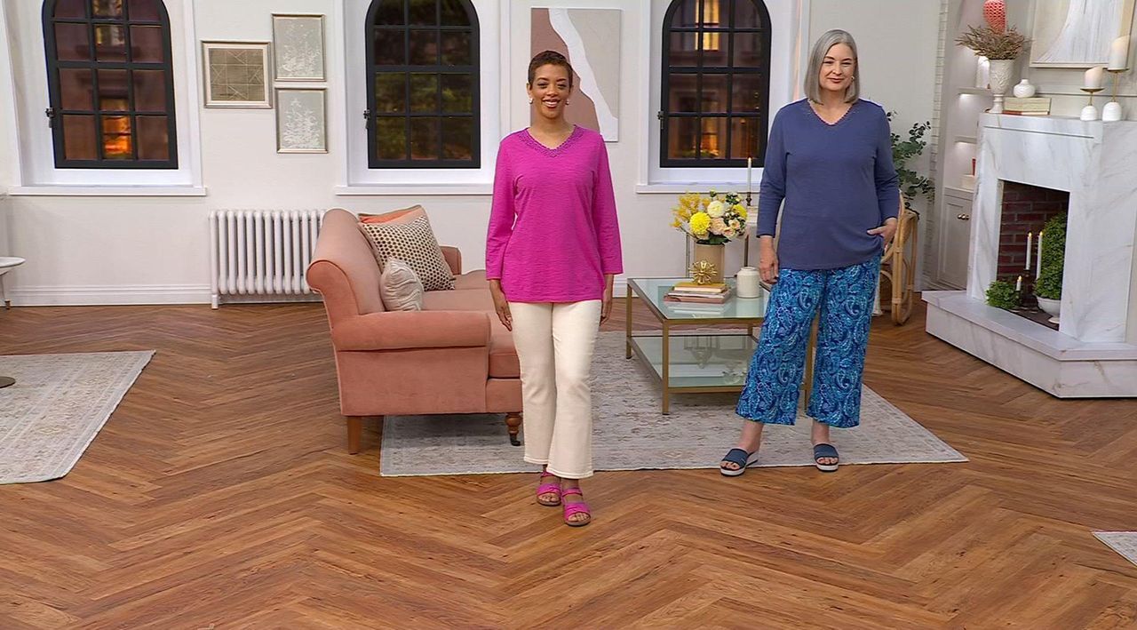Denim & Co. Textured Cotton Bracelet Sleeve V-Neck Tunic - QVC.com