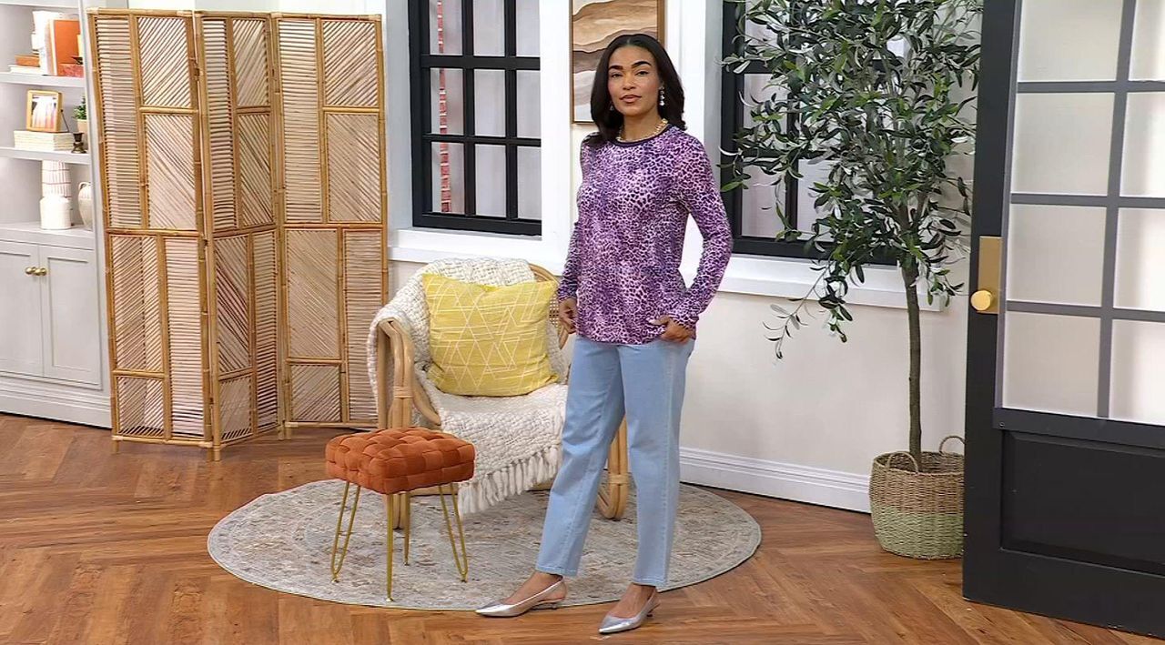 LOGO by Lori Goldstein Animal Print Solid Collar Long Sleeve Top