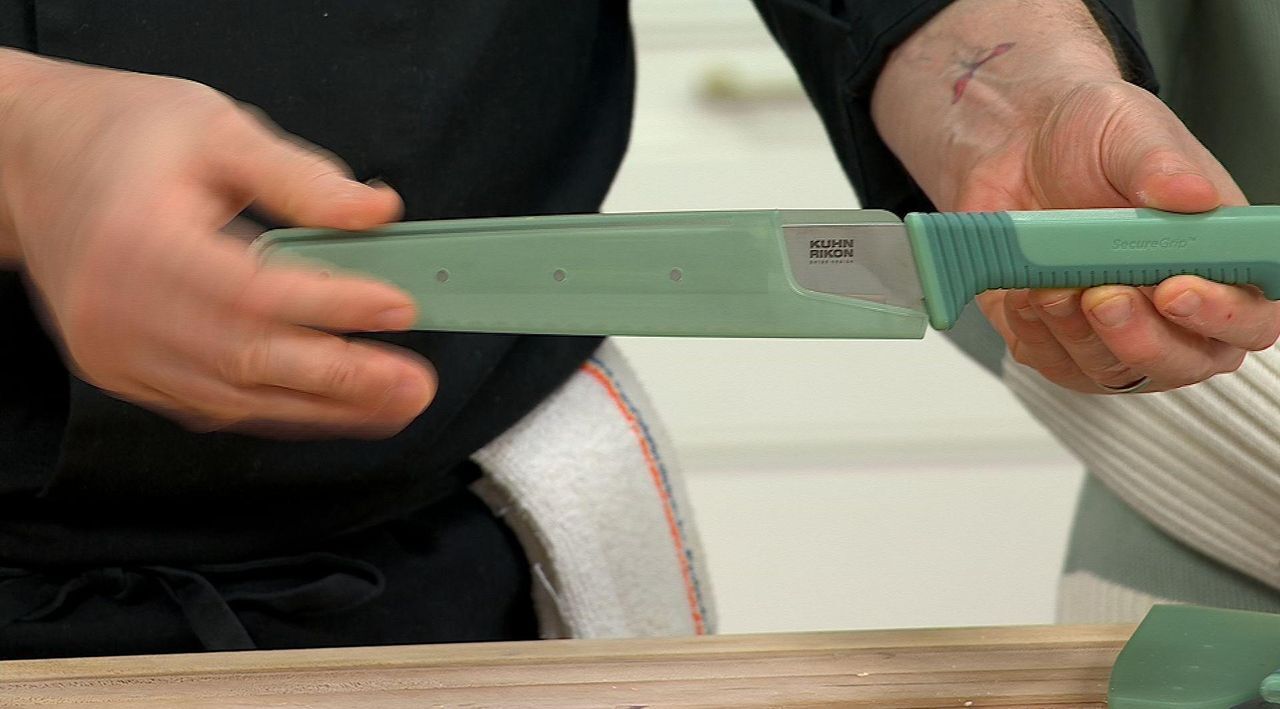Kuhn Rikon Secure Grip Bread Knife and Spreader Set - QVC.com
