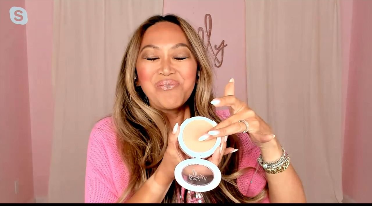 mally beauty soft as silk powder foundation