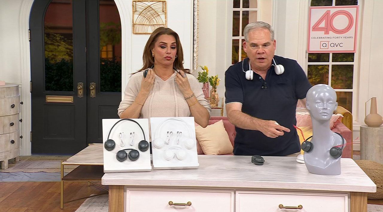 ThreeSixFive Set of 2 Wearable Retractable Neck Fans - QVC.com