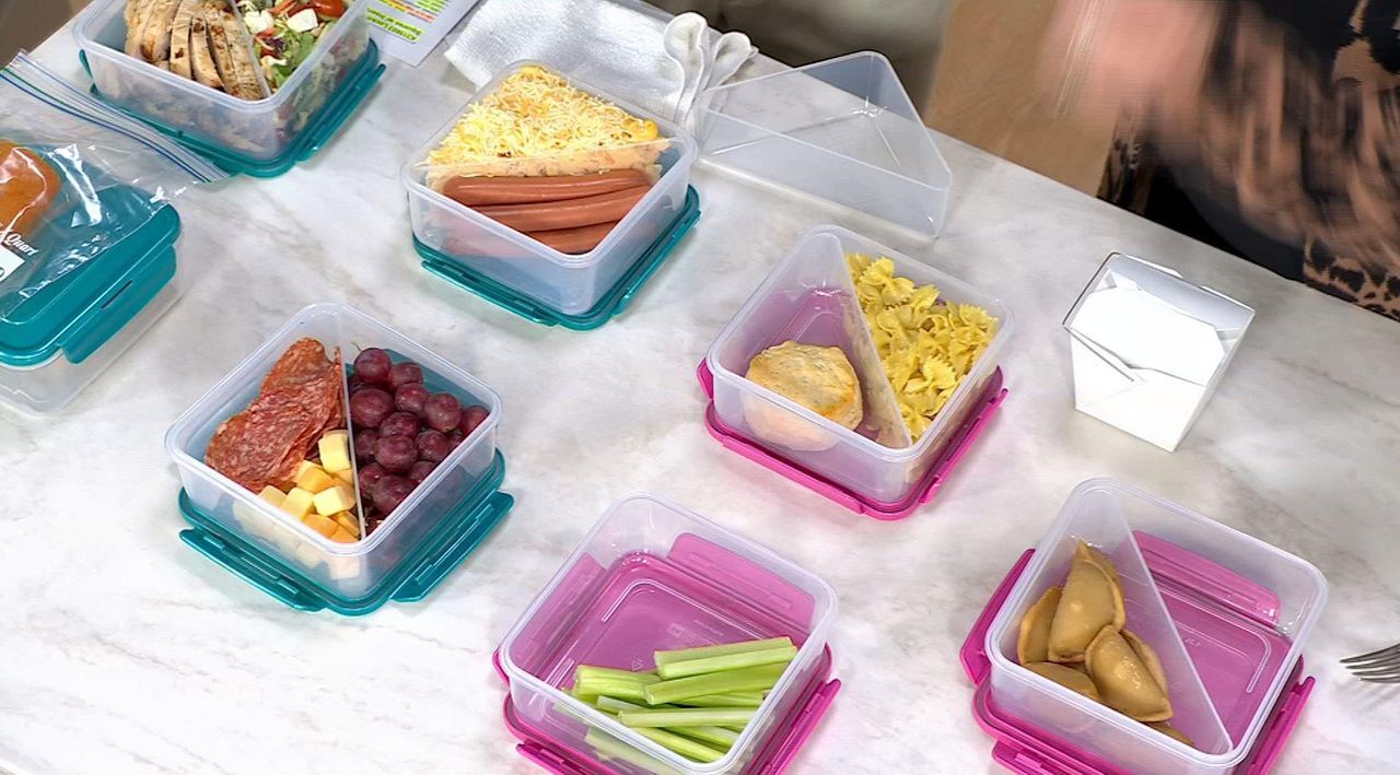 LocknLock Set of 4 Sandwich Squares w/ Insert Trays - QVC.com
