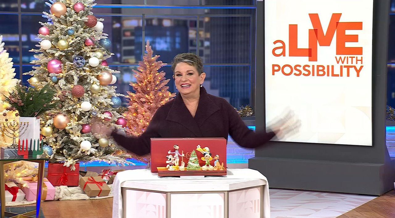 Lenox 5-Piece Disney Winter Fun Figurine Set - QVC.com